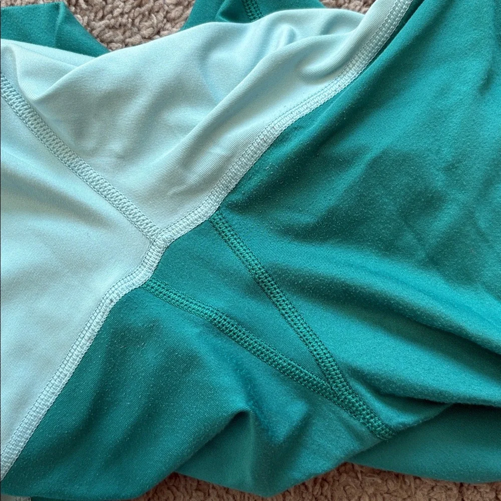 aerie scallop detail